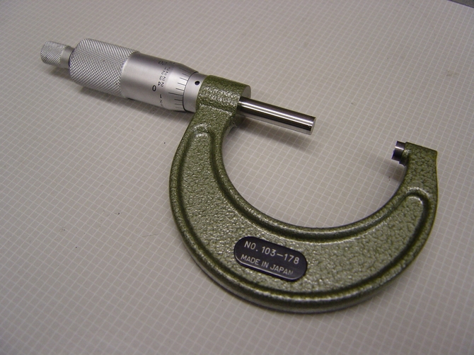 Mitutoyo micrometer